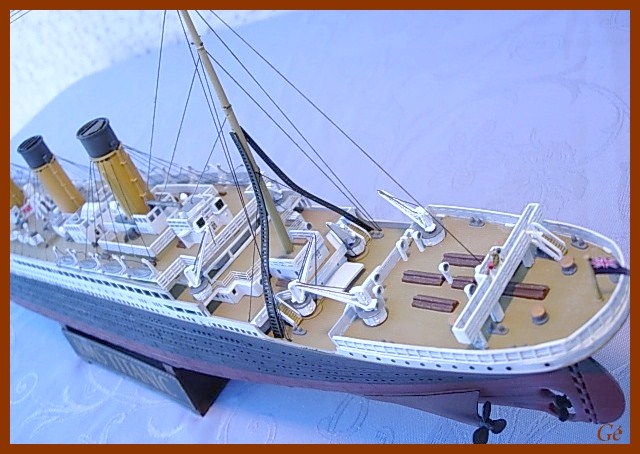 Maquette B747 400 Air France, résine 1/100e SOCATEC