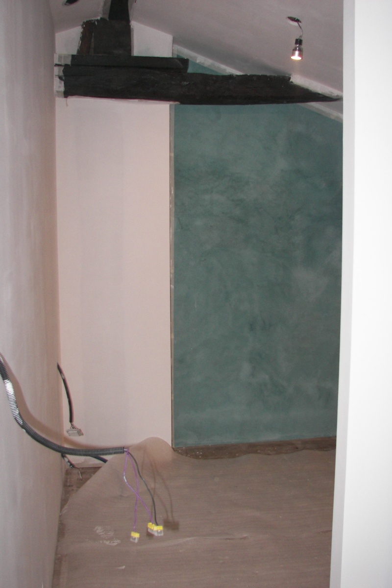Besoin d'aide pour peinture d'une chambre mansardée