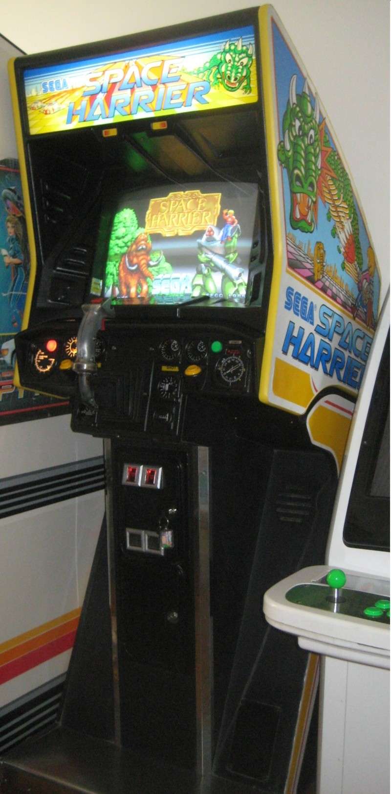 borne arcade space harrier